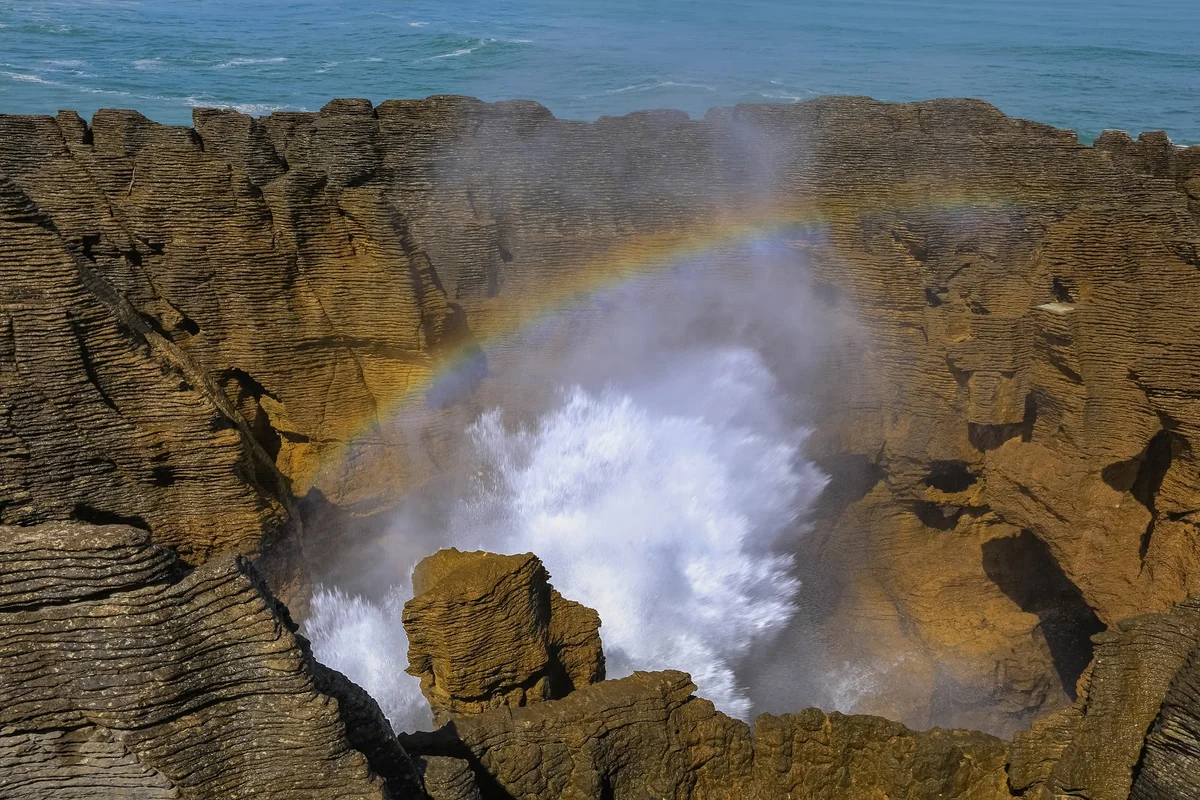 Pancake Rocks Lookout in Punakaiki - Ask AI | mindtrip
