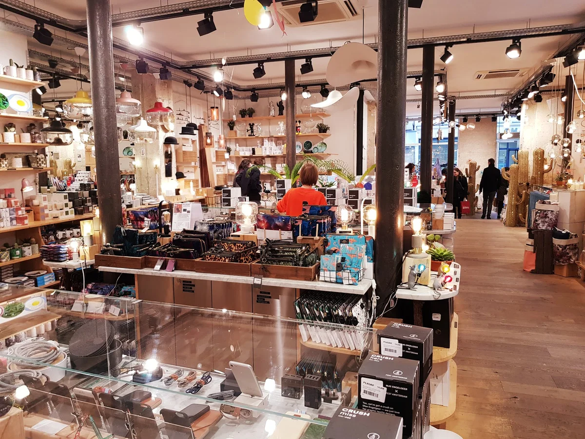 Fleux in Paris, Île-de-France - Ask AI | mindtrip