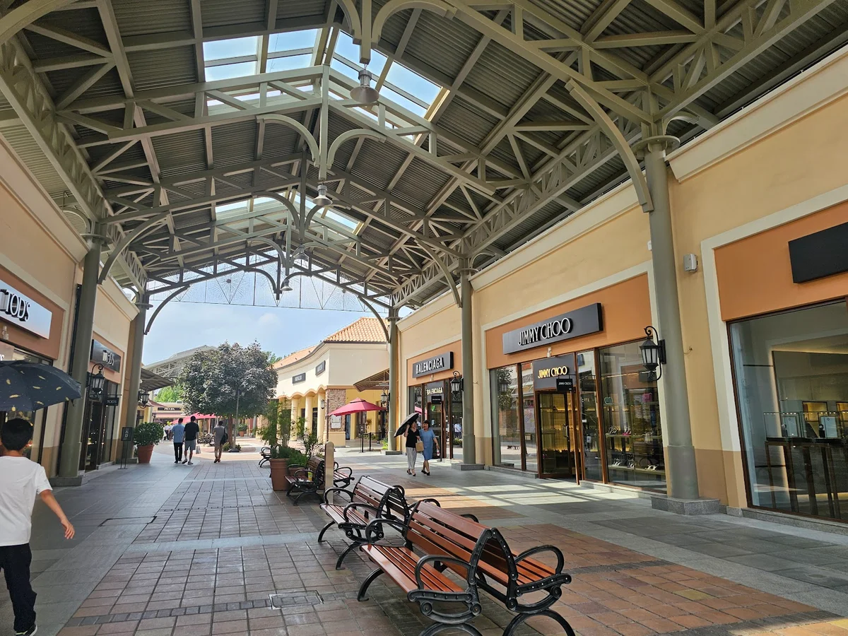 Badaling Outlets in Beijing | Ask Anything