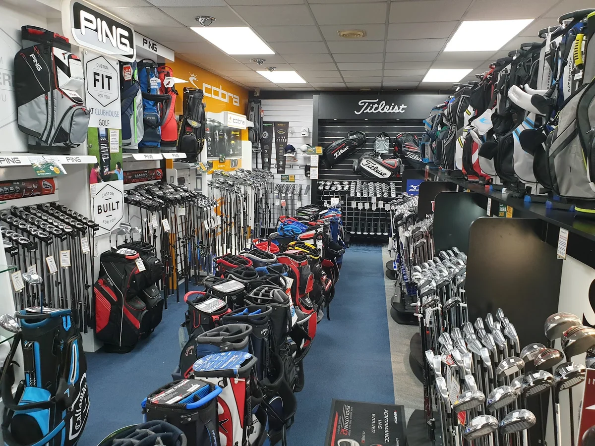 clubhouse-golf-store-custom-fitting-centre