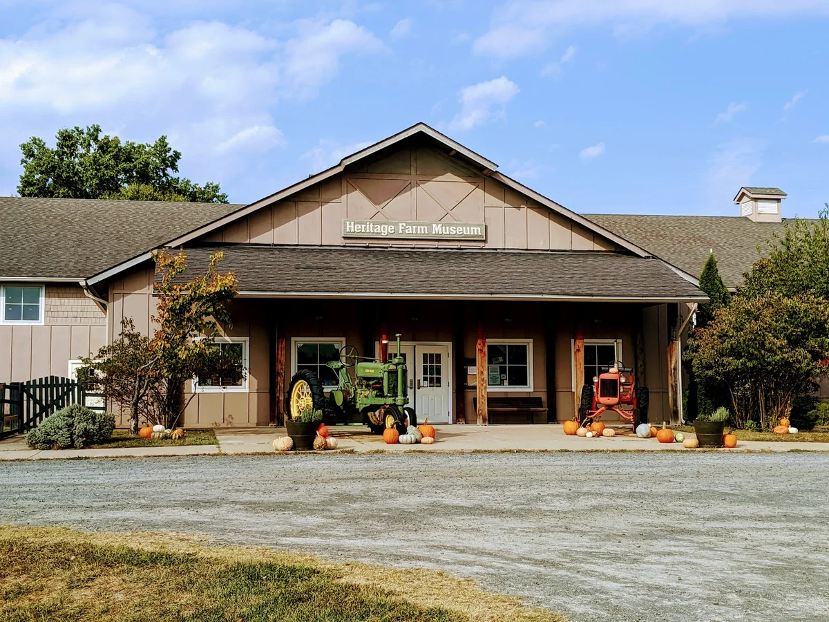 Heritage Farm Museum in Sterling - Ask AI | mindtrip