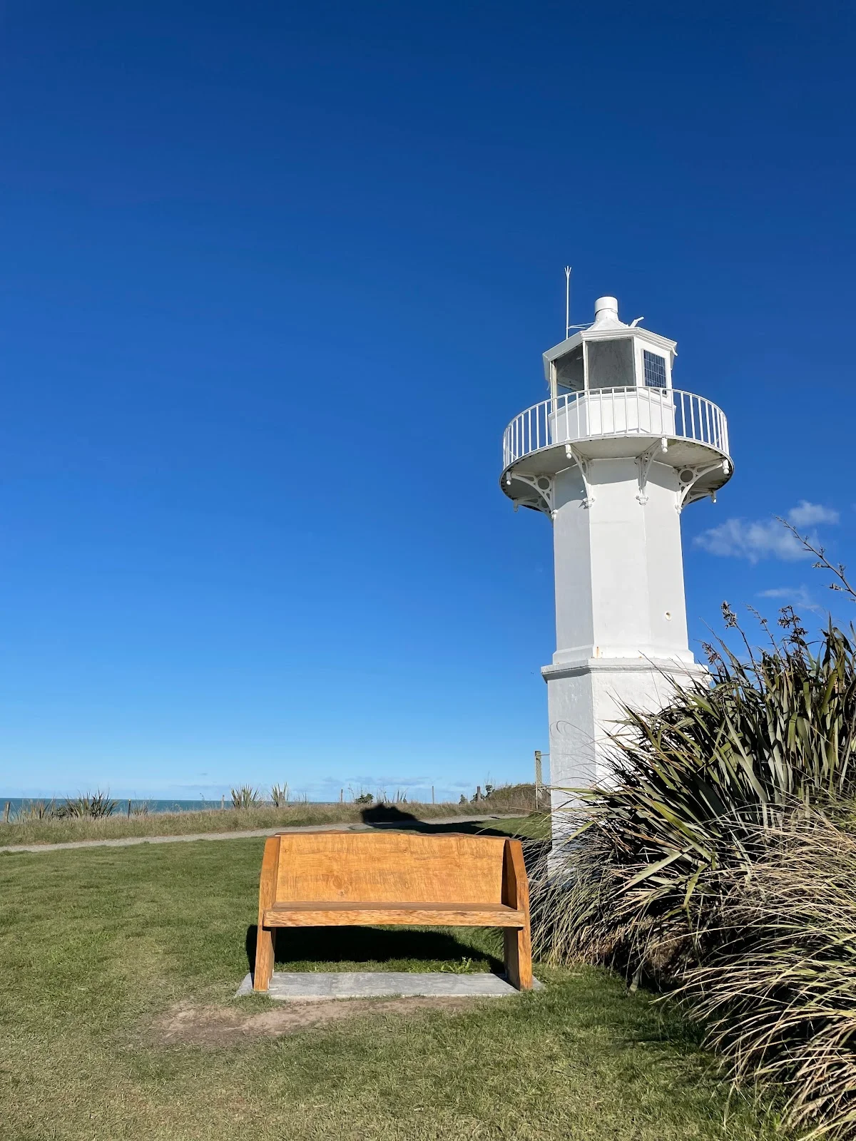 Jack's Point Lighthouse in Timaru - Ask AI | mindtrip