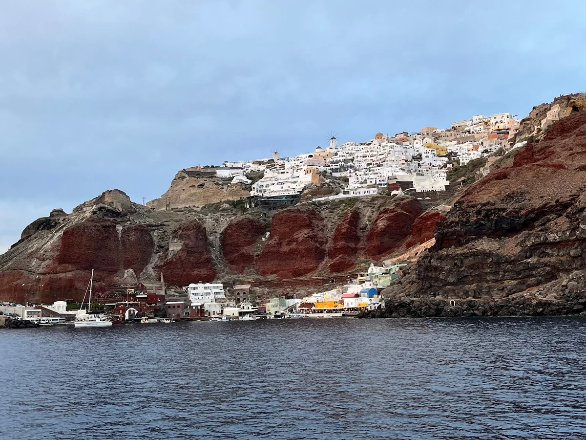gold-street-rentals-in-fira-greece-ask-anything