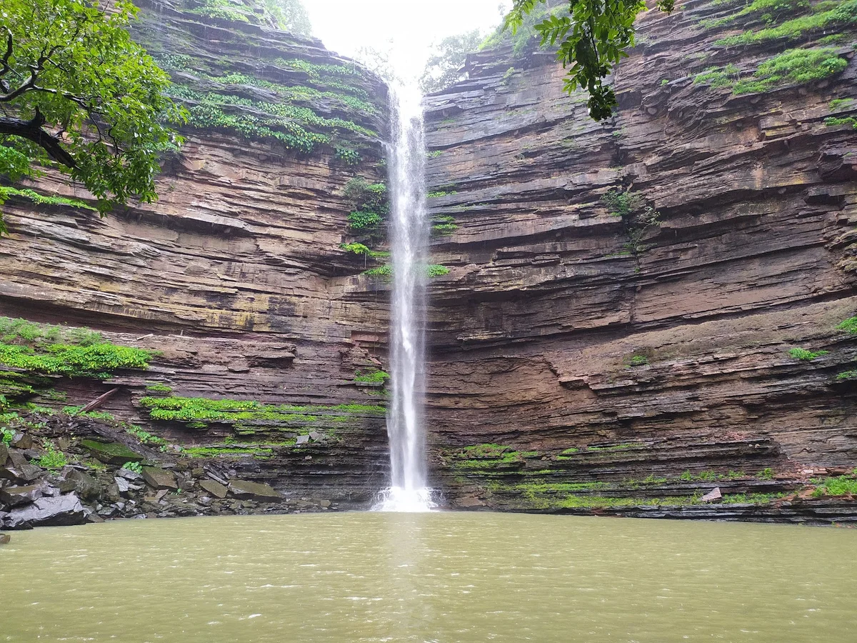 Basudha Waterfall in Katni - Ask AI | mindtrip