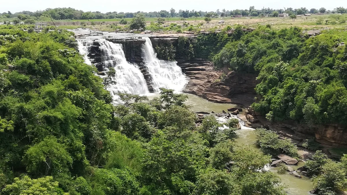 Tanda Falls in Mirzapur, Uttar Pradesh - Ask AI | mindtrip