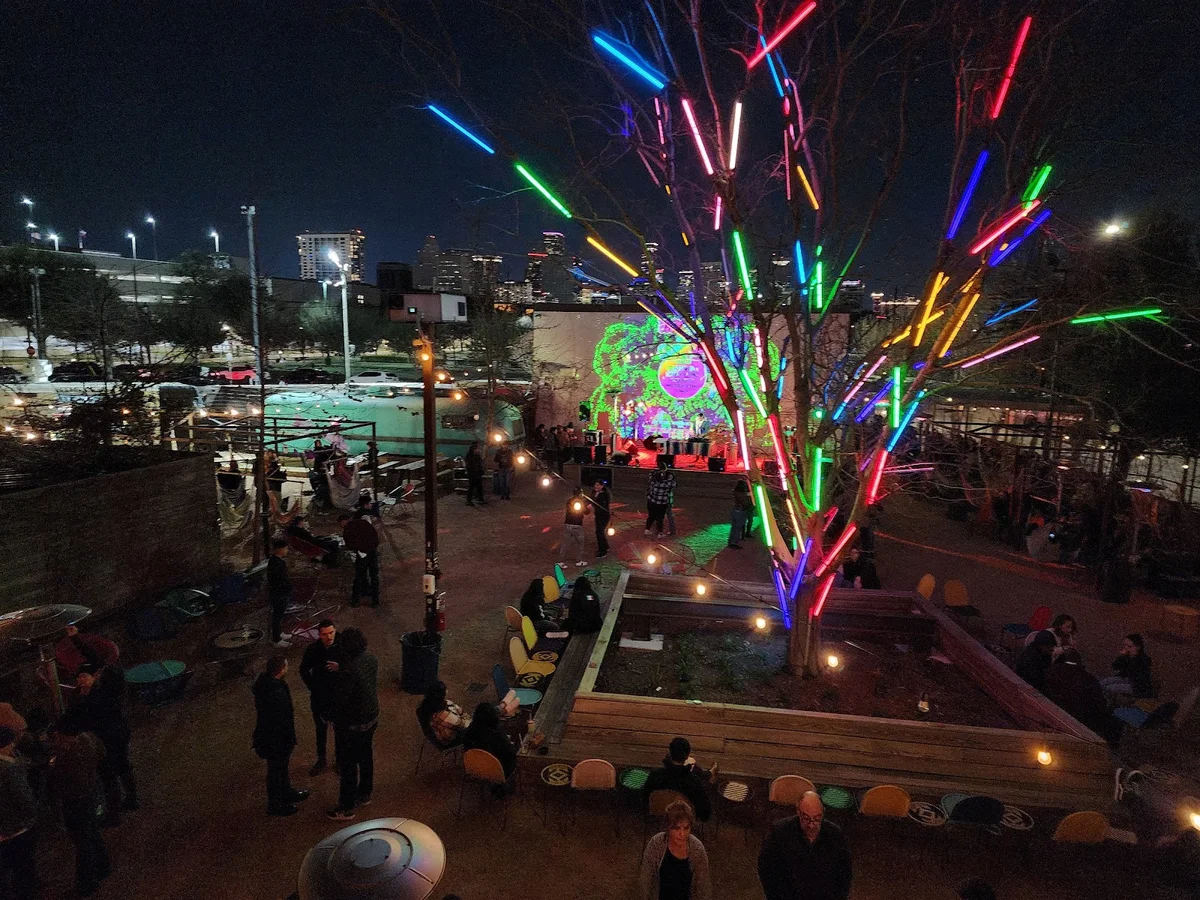 Axelrad Beer Garden in Houston | What to Know Before You Go