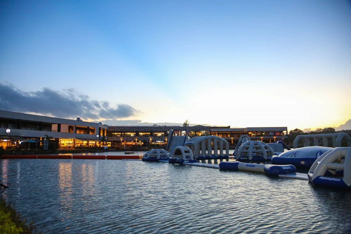 The Waterfront Karen in Kuwinda - Ask AI | mindtrip