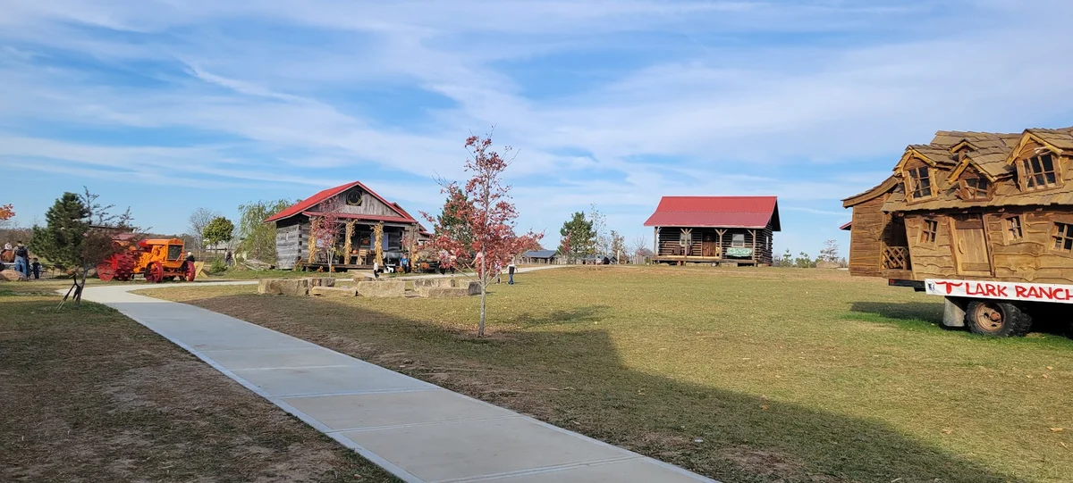 Lark Ranch in Greenfield | What to Know Before You Go