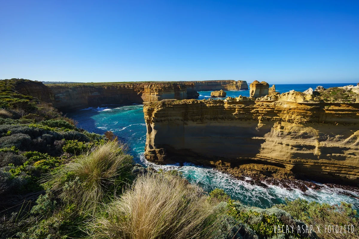 The Razorback Lookout in Port Campbell - Ask AI | mindtrip