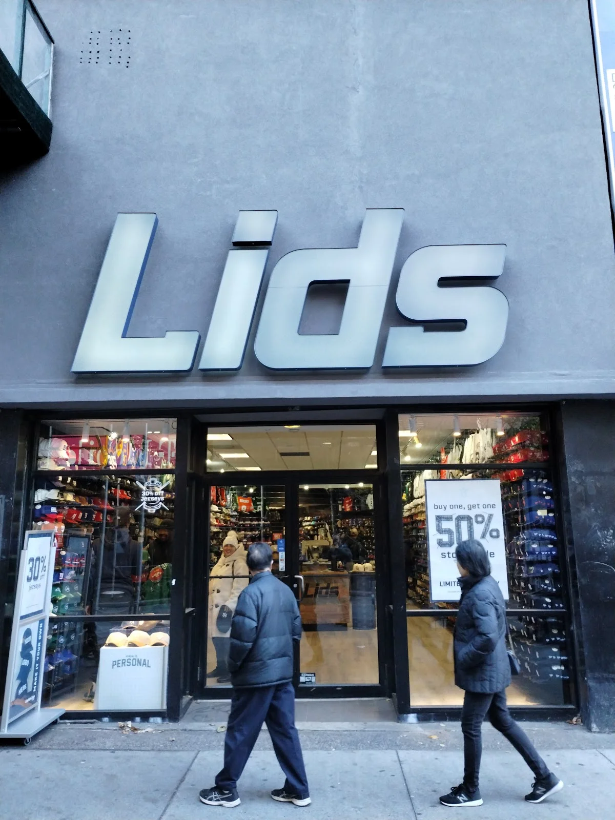 Lids in New York City, New York - Ask AI | mindtrip
