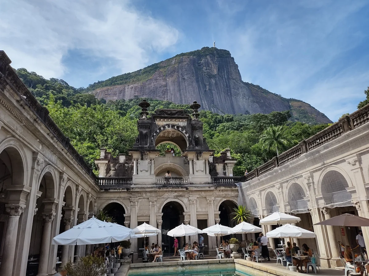 Parque Lage in Rio de Janeiro | Ask Anything