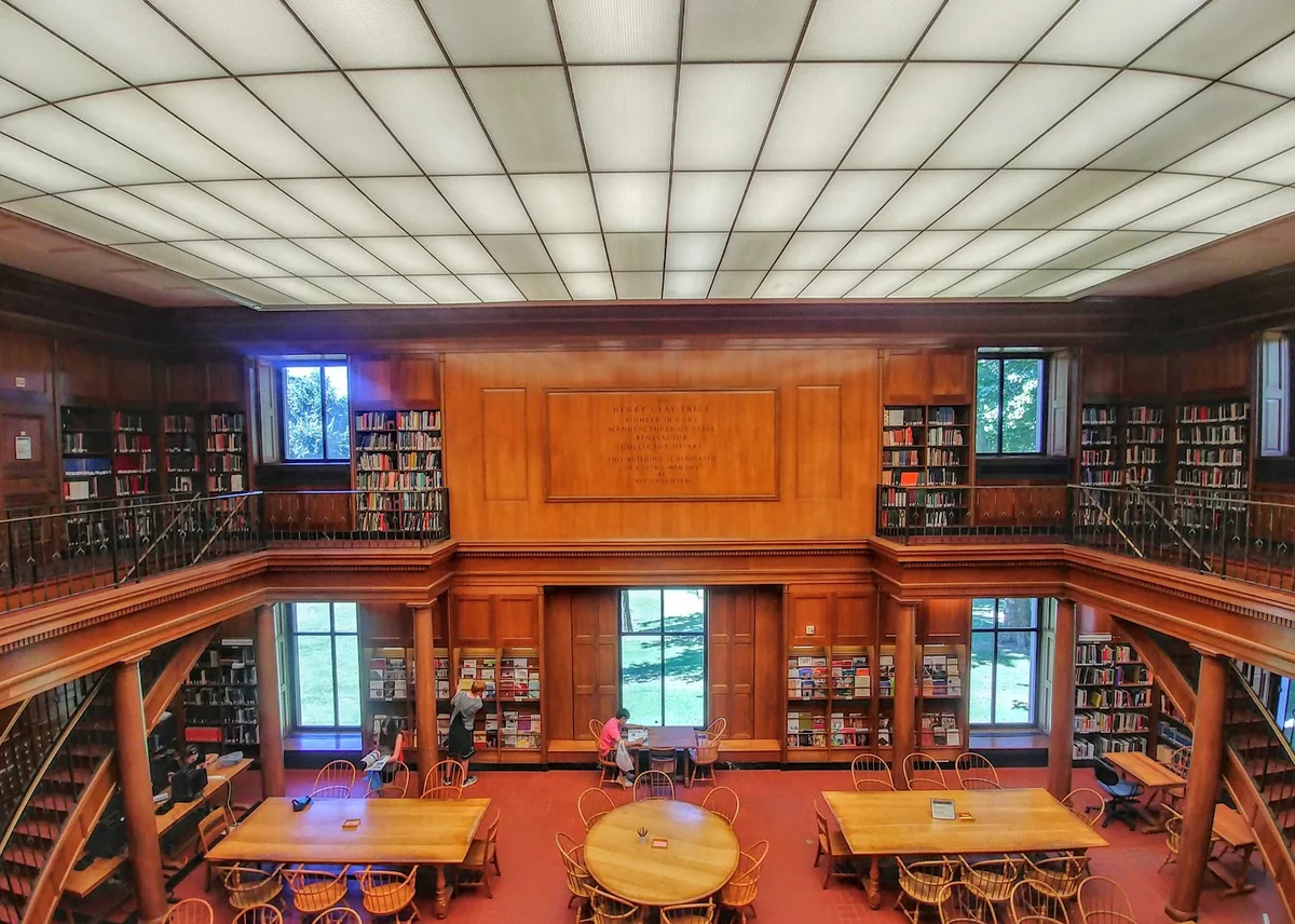University of Pittsburgh - Frick Fine Arts Library