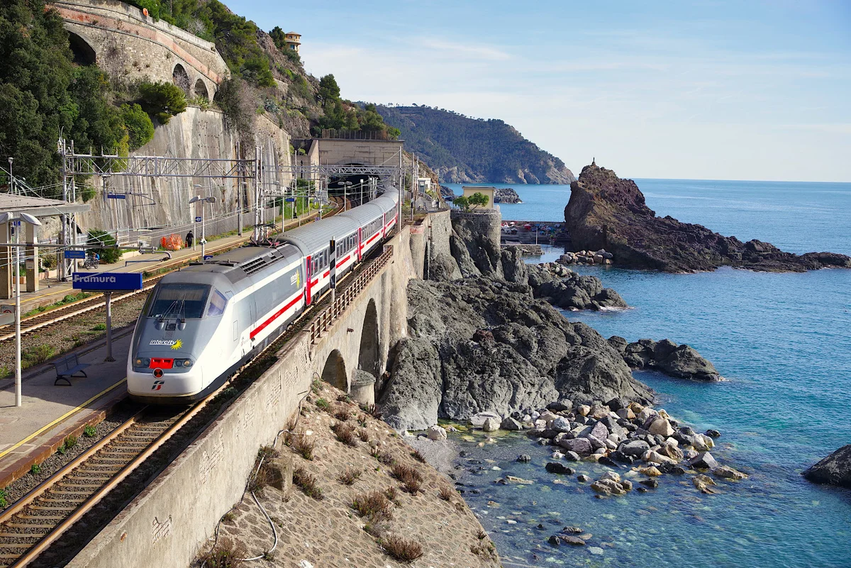 Stazione di Framura in Framura, Liguria - Ask AI | mindtrip