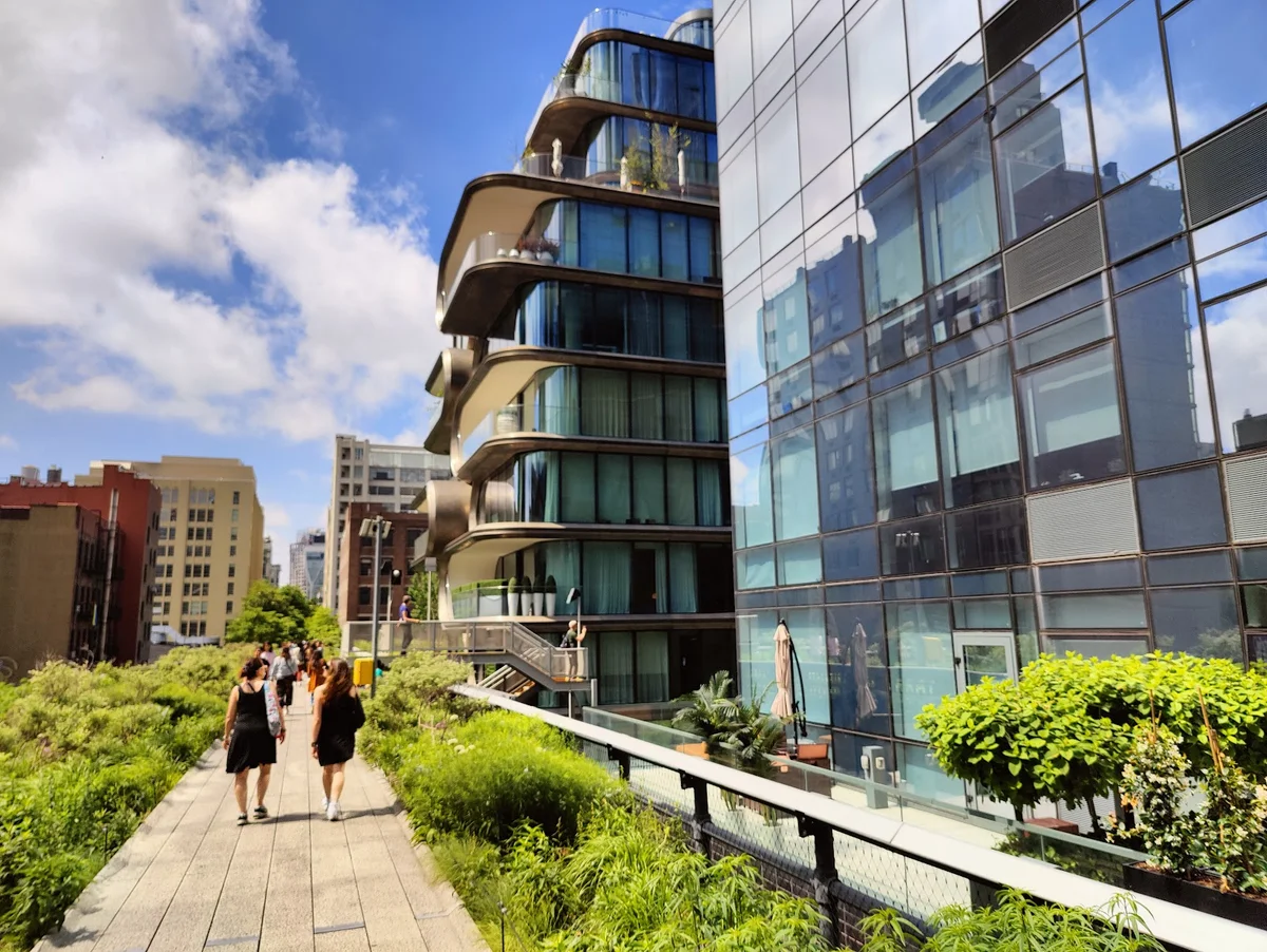 High Line Nine in New York City, New York | Ask Anything