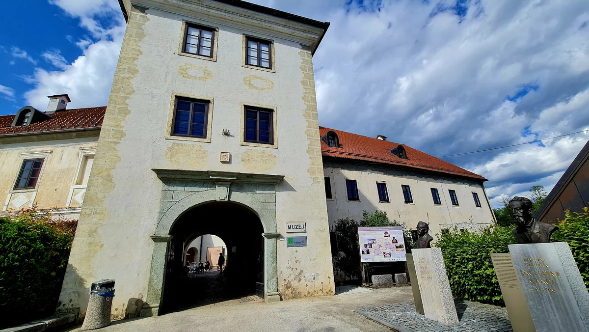 Metlika Castle in Metlika - Ask AI | mindtrip