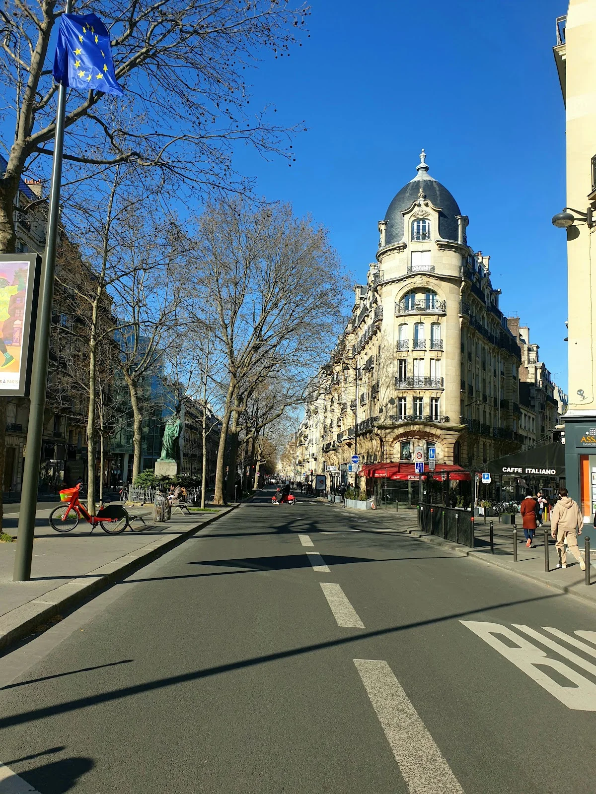 Boulevard Raspail in Paris | What to Know Before You Go