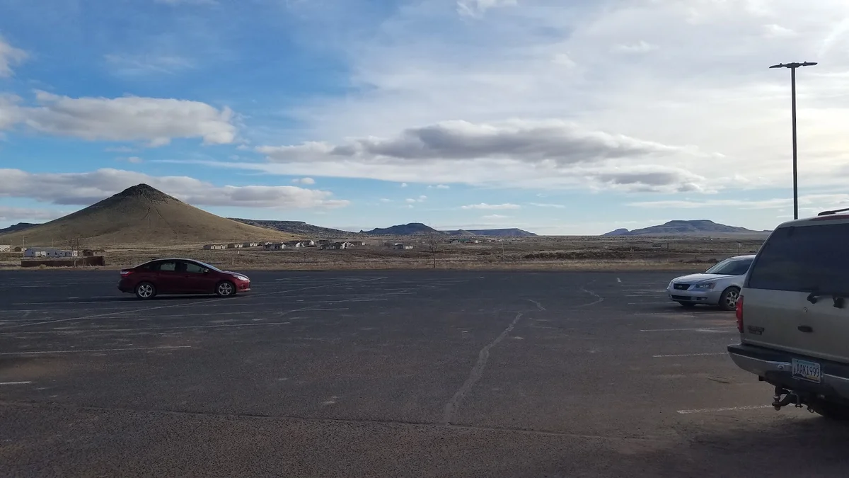 Navajo Nation Shopping Center in Dilkon - Ask AI | mindtrip
