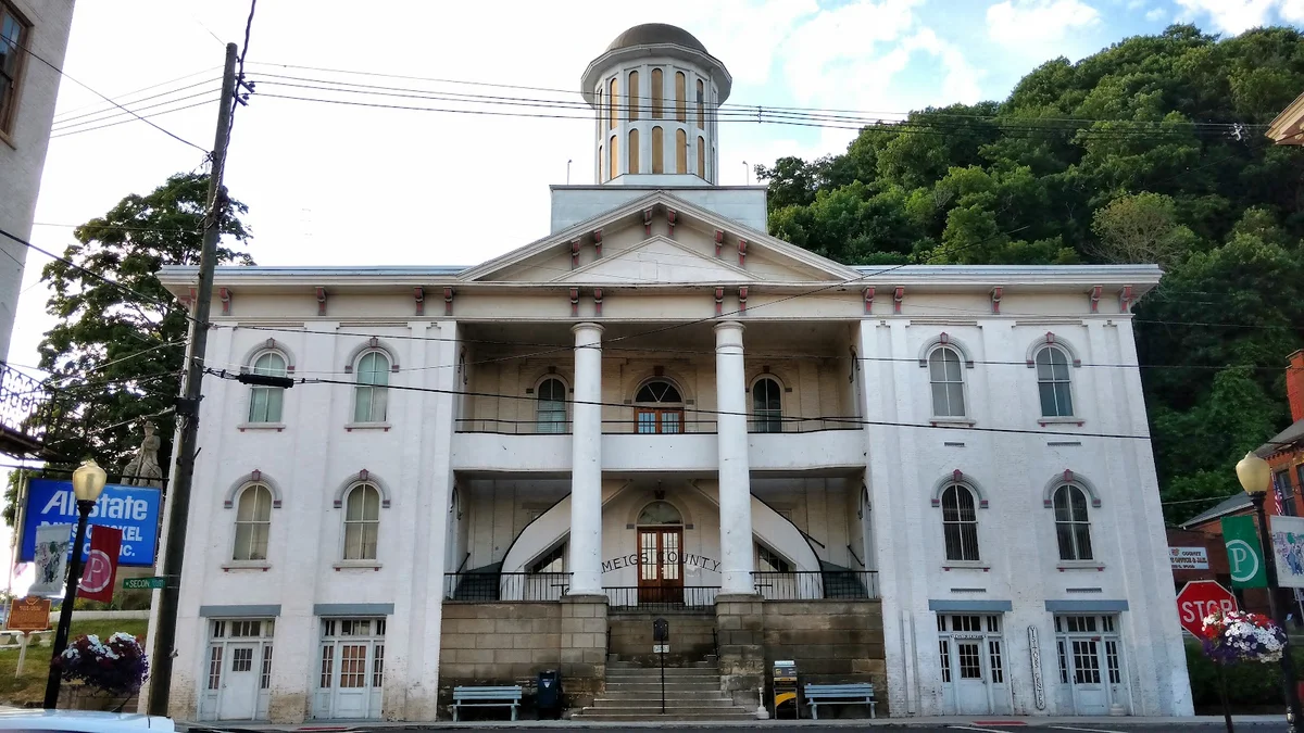 Meigs County Courthouse in Pomeroy, Ohio - Ask AI | mindtrip