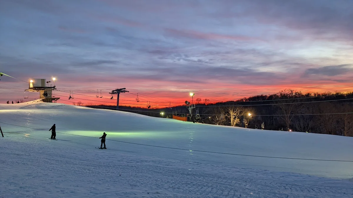 Snowstar in Andalusia, Illinois - Ask AI | mindtrip