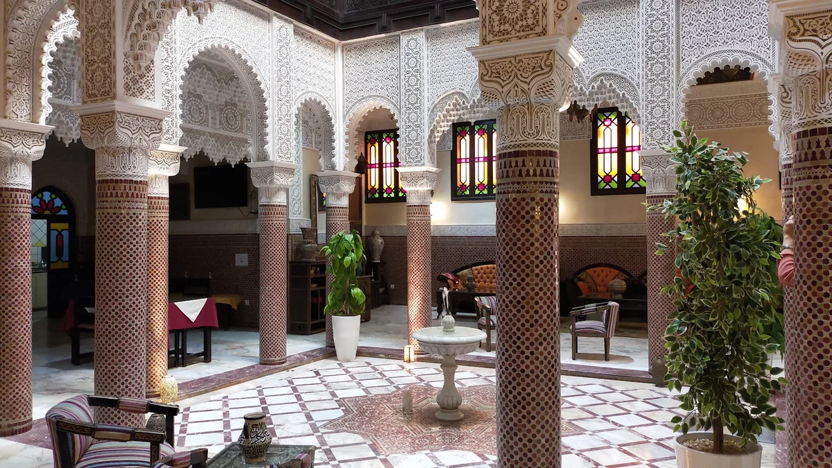 Al-Hadeem Square in Meknes, Fès-Meknès - Ask AI | mindtrip