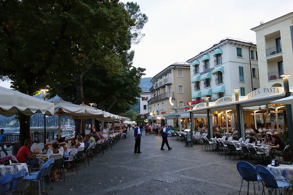Palazzo Carlotti in Garda, Italy - Ask AI | mindtrip