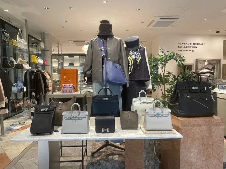 ALLU omotesando store in Tokyo - Ask AI | mindtrip