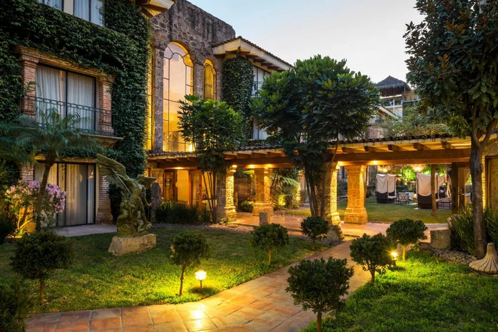 Templo Bonsai Bistro in Guadalajara - Ask AI | mindtrip
