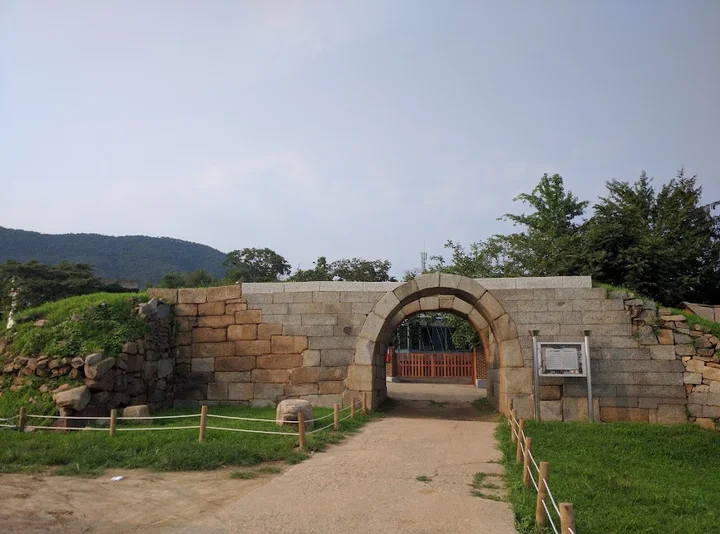Gyodong Eupseong Fortress in Incheon - Ask AI | mindtrip