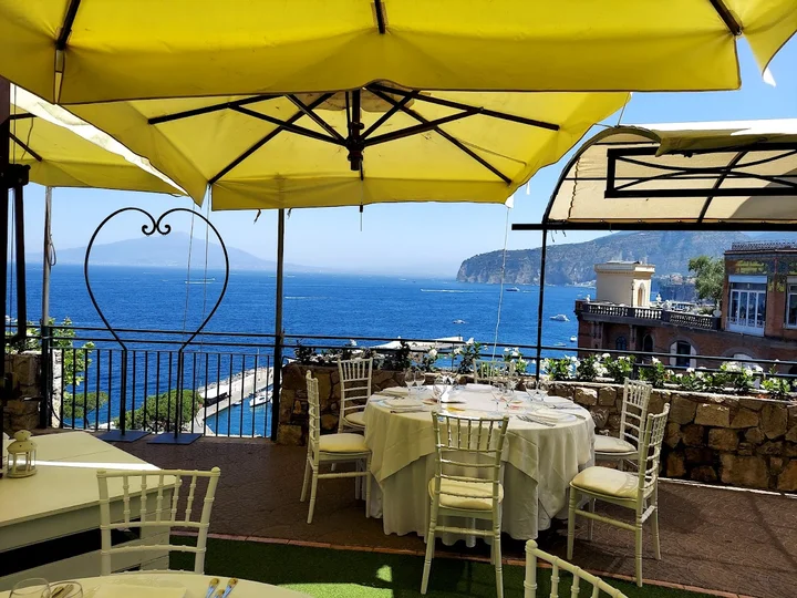 Foreigner's Club in Sorrento, Campania - Ask AI