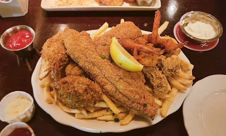 pappadeaux dress code for ladies Seafood Kitchen in Grapevine, Texas fitgroup:1037