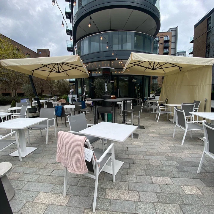 Il Bacino in London, England