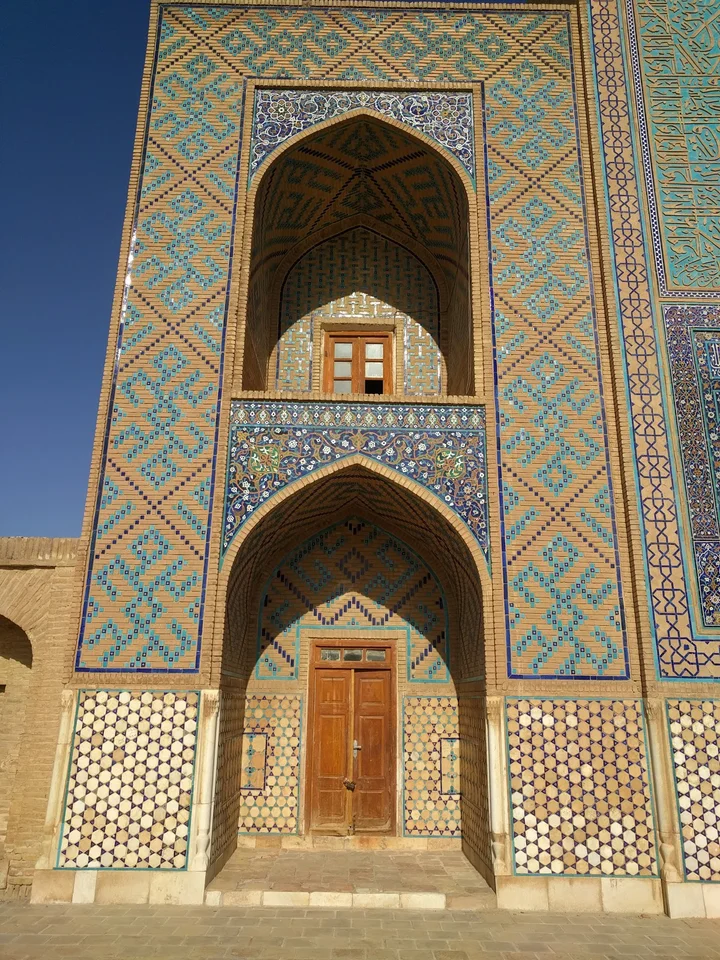 Shrine of Zeinoddin Abu Bakr Tāybādi | Ask Anything