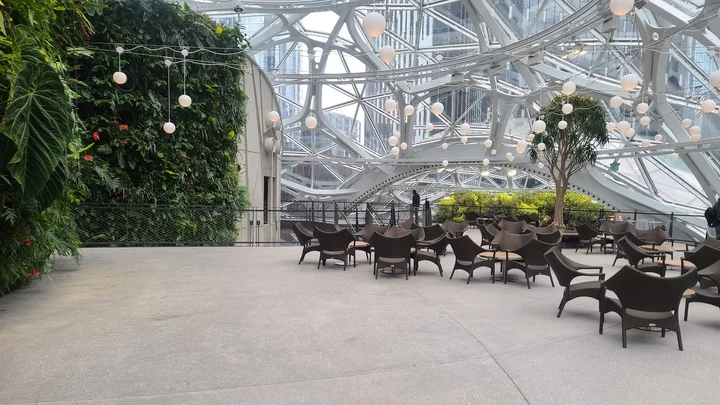 Amazon - Day 1 in Seattle, Washington - Ask AI | mindtrip