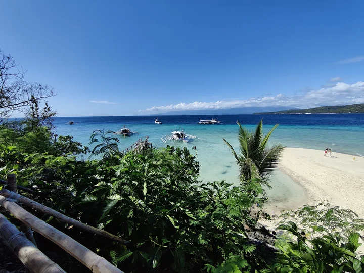 Bluewater Sumilon Island Resort Port