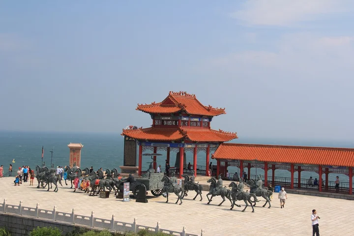 Chengshantou Scenic Area （West Gate） | Ask Anything