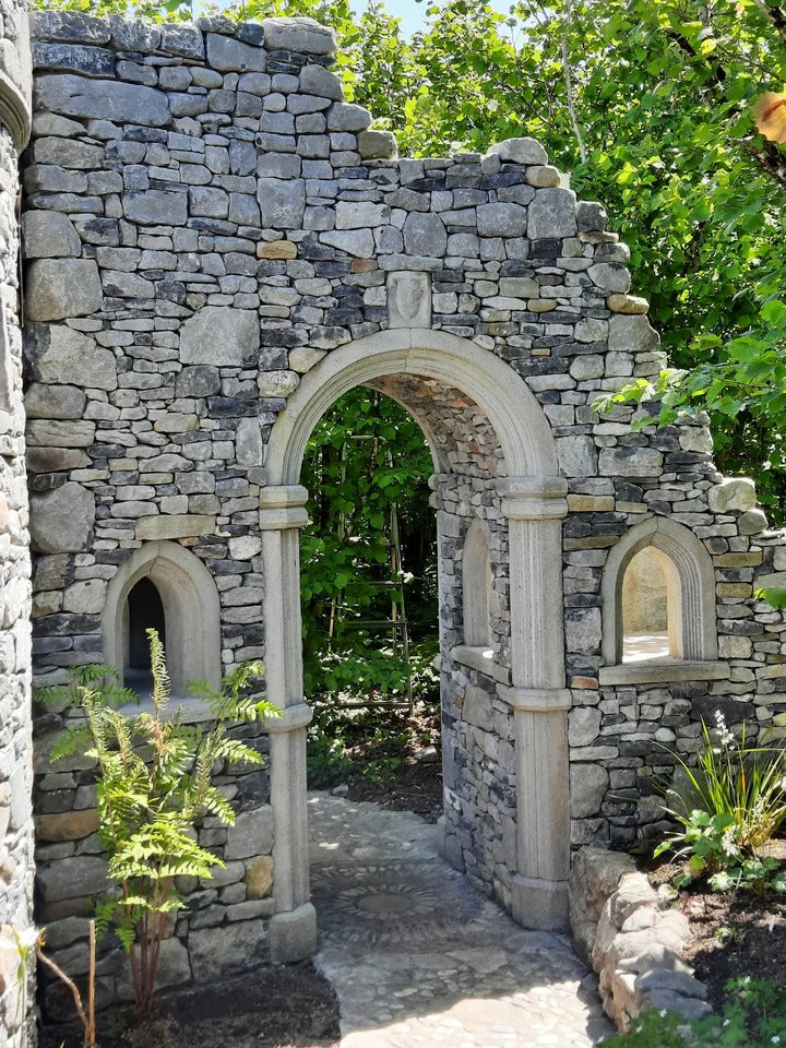 Caher Bridge Garden in Ballyvaughan | Ask Anything
