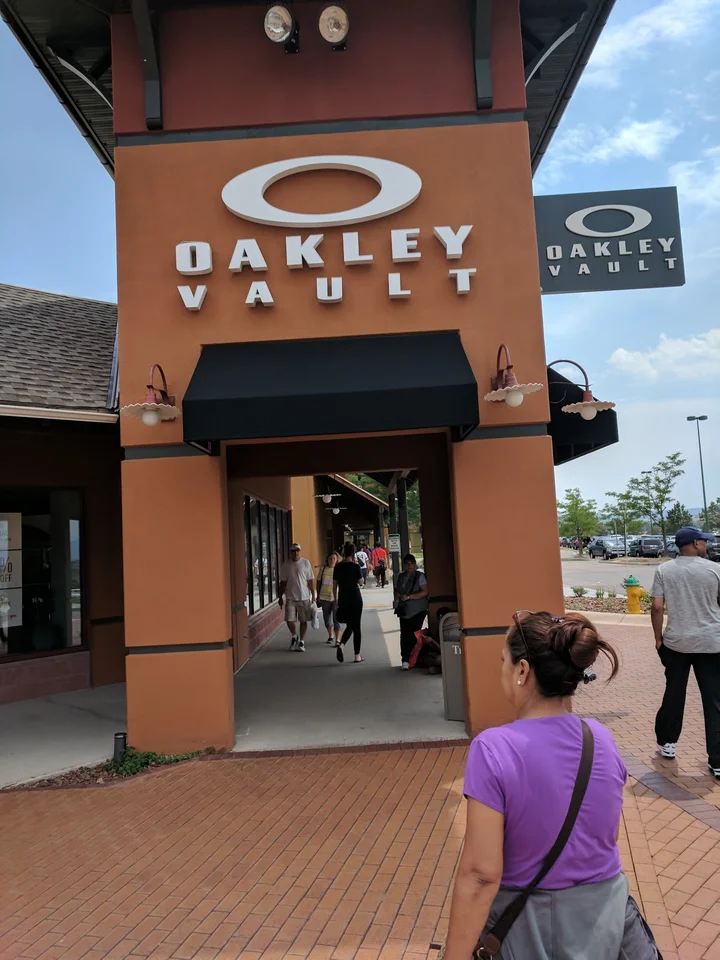 Vans Outlet Castle Rock