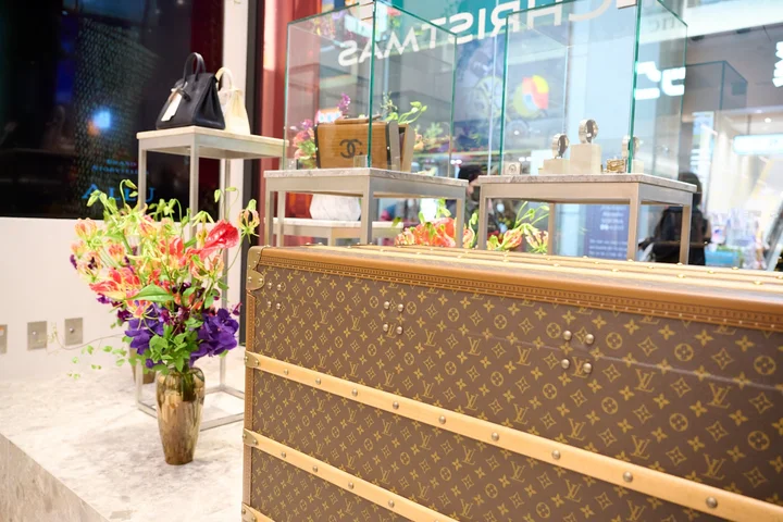 ALLU Sinsaibashi store in Osaka | What to Know Before You Go