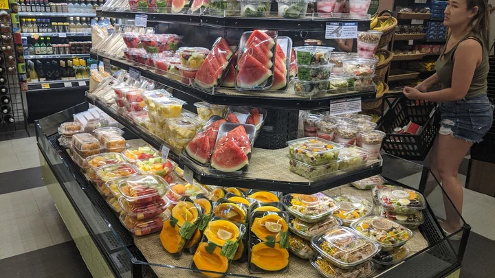 ABC Stores #83 in Honolulu | What to Know Before You Go
