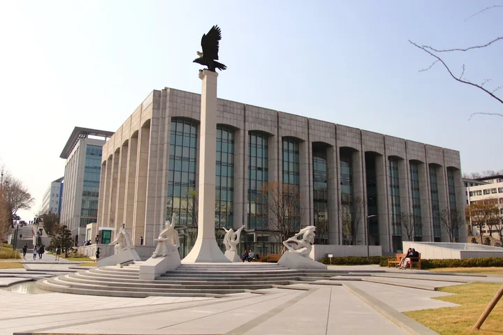Yonsei University Central Library