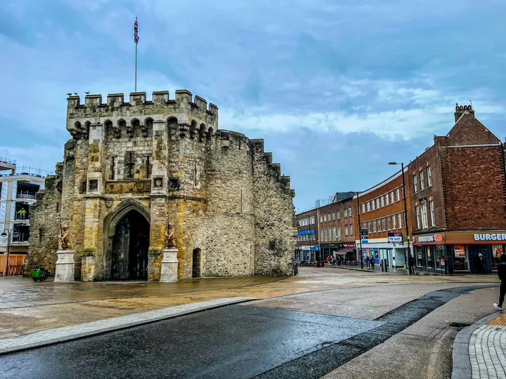 The Bargate in Southampton, England - Ask AI | mindtrip