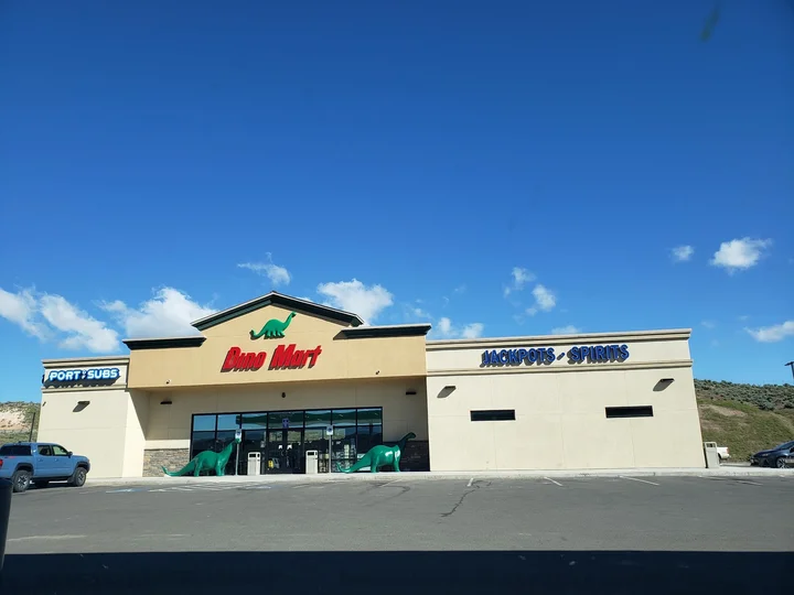 elko vape and smoke shop Elko Vape & Smoke Shop in Elko, Nevada main image 0