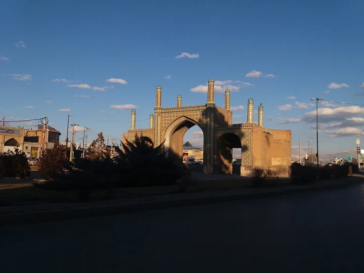 Tehran-e Ghadim Gate in Qazvin - Ask AI | mindtrip