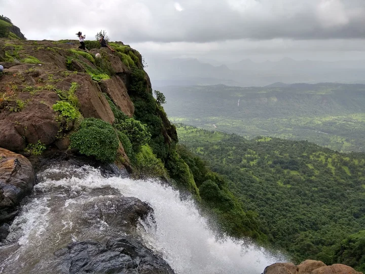 Madhe Ghat Water Fall in Pune - Ask AI | mindtrip