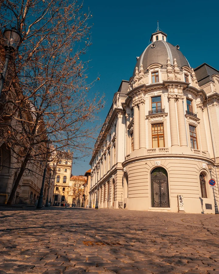 old-town-in-bucharest-bucure-ti-ask-ai-mindtrip