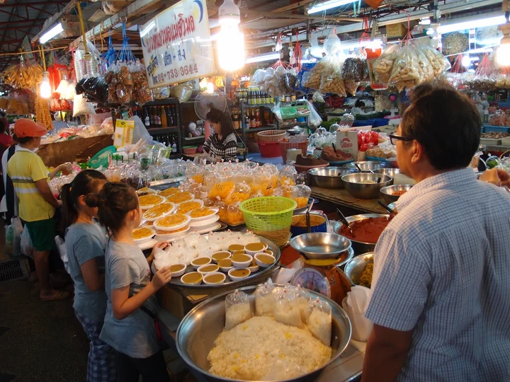 Bang Kapi Market in Bangkok | Ask Anything