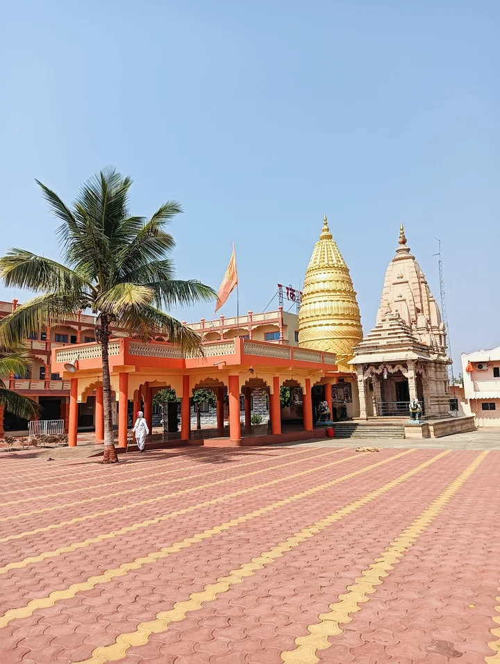 Parking Area in Pathardi, Maharashtra - Ask AI | mindtrip