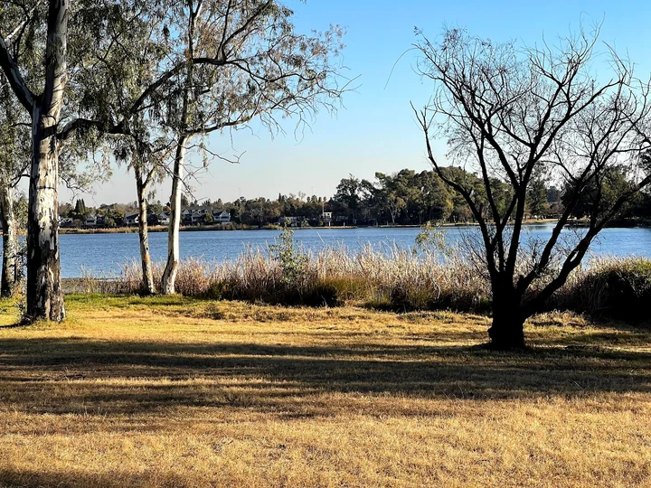 Homestead dam, Farrarmere in Benoni - Ask AI | mindtrip