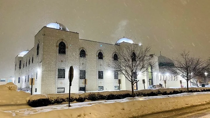 Mosque Foundation in Bridgeview, Illinois | Ask Anything