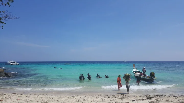 Racha Island (Raya Island) | What to Know Before You Go